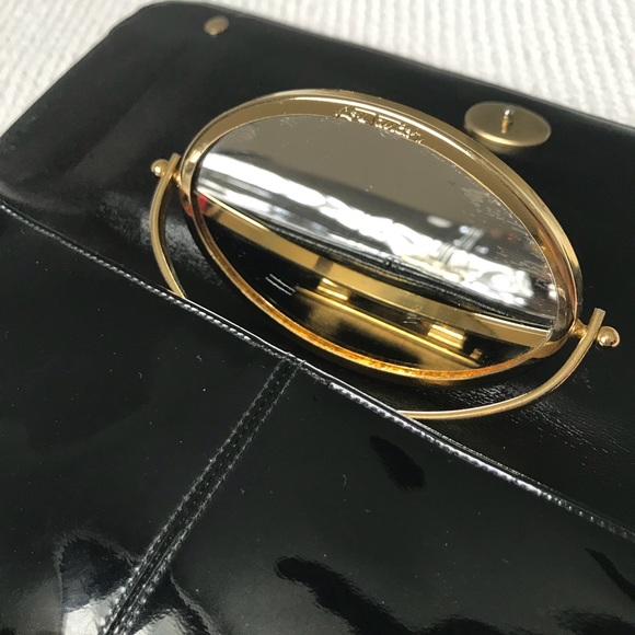 Vintage Lou Taylor clutch, mirror & gold hardware - Picture 4 of 8